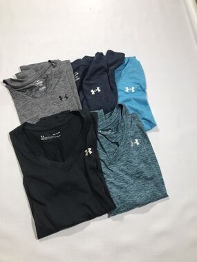 Under Armour Women's HeatGear T-Shirts Lot Of 5 Size S Lightweight Multicolor